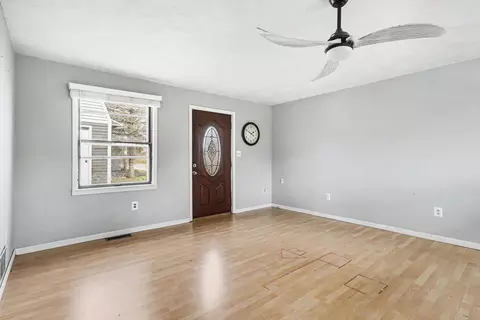 Living - 573 River Rd, Coldwater, MI 49036 photo 1 of 2
