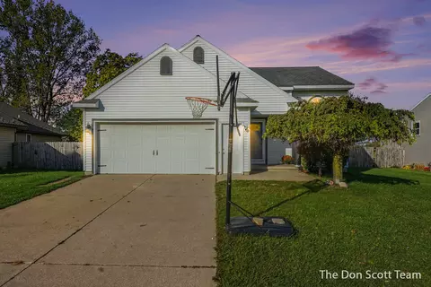 3639 Haymeadow Ave, Ravenna, MI 49451