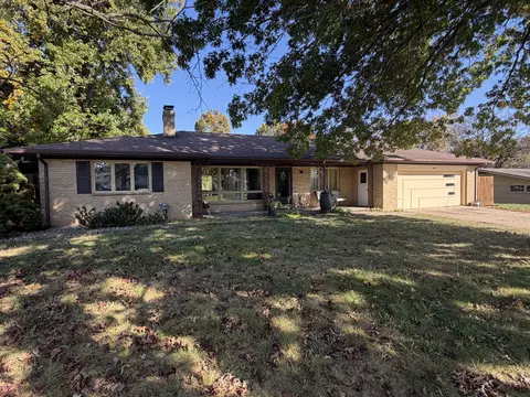622 Landsdowne Ave, Portage, MI 49002