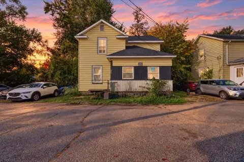 1004 Newland Pl, Kalamazoo, MI 49001