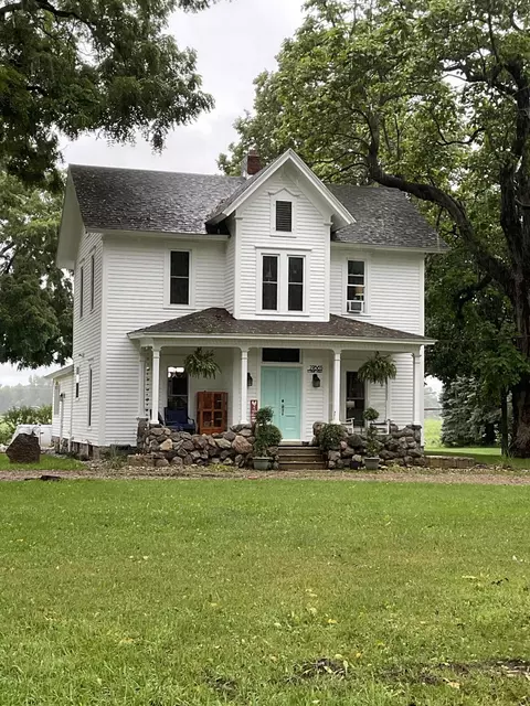 27865 Corwin St, Dowagiac, MI 49047