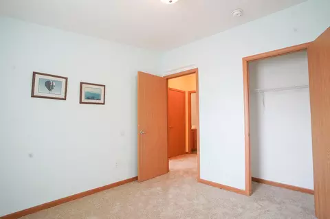 Bedroom - 530 E Rainbow Rd, Newaygo, MI 49337 photo 4 of 5