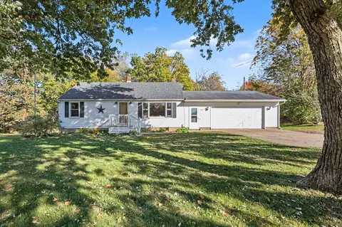 3200 S Slocum Rd, Ravenna, MI 49451