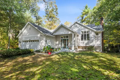 3845 Forest Trl, Allegan, MI 49010