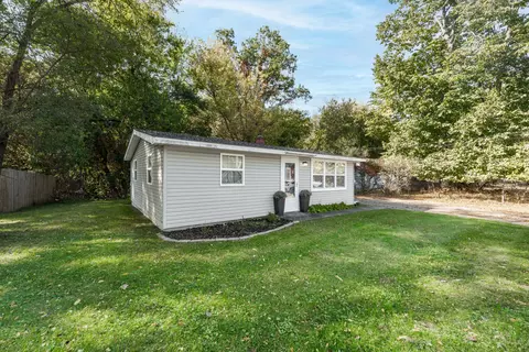 8332 Tranquil St, Portage, MI 49002