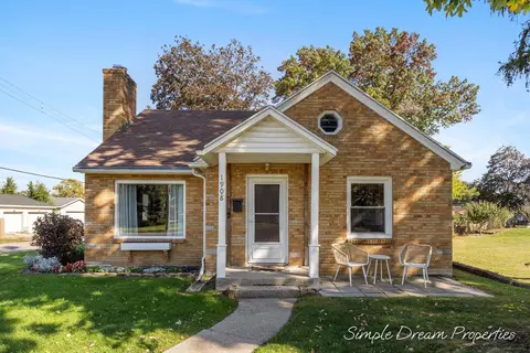 1908 Blandford Ave SW, Wyoming, MI 49519