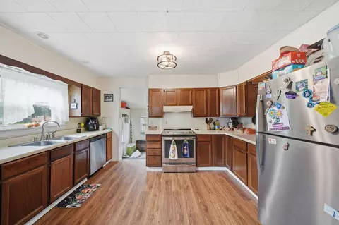 Kitchen - 661 N Main St, Britton, MI 49229 photo 2 of 2