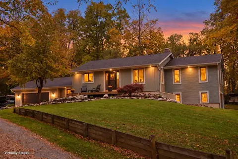 3667 10 Mile Rd NE, Rockford, MI 49341