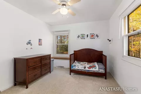 Bedroom - 1440 Fero Ave NE, Lowell, MI 49331 photo 3 of 4