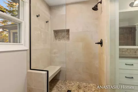 Bath - 1440 Fero Ave NE, Lowell, MI 49331 photo 2 of 4
