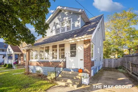 11 Garfield Ave SW, Grand Rapids, MI 49504