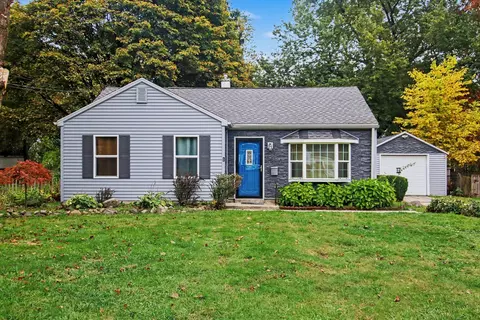1360 Richland Ave, Kalamazoo, MI 49006