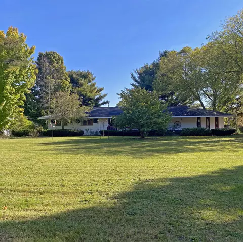 7880 S Michigan Ave, Rothbury, MI 49452