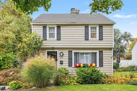 1428 Sheridan Dr, Kalamazoo, MI 49001