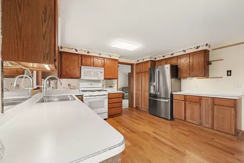 Kitchen - 9897 Fleming Rd, Dexter, MI 48130 photo 1 of 4