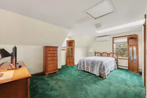 Bedroom - 9897 Fleming Rd, Dexter, MI 48130 photo 2 of 3