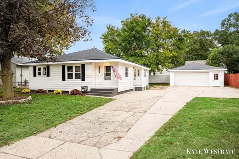 3824 Milan Ave SW, Wyoming, MI 49509