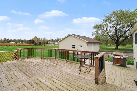 Exterior - 7973 Willow Rd, Milan, MI 48160 photo 4 of 6