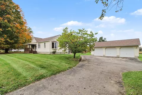 Exterior - 7973 Willow Rd, Milan, MI 48160 photo 2 of 6