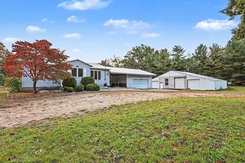 1972 S Maple Island Rd, Muskegon, MI 49442