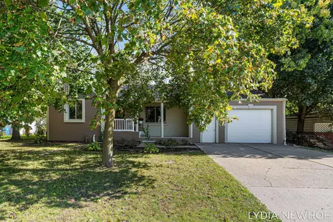 2158 Hudson St, Muskegon, MI 49441
