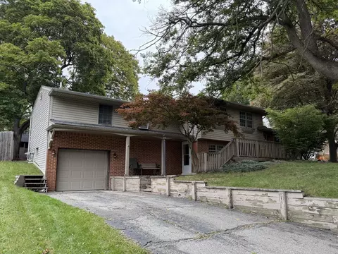 4076 Lanark Ave, Waterford, MI 48328