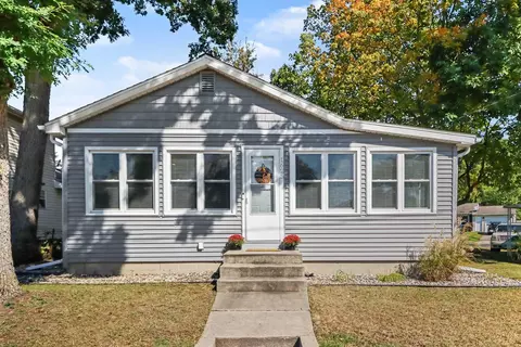 1625 John St, Portage, MI 49002