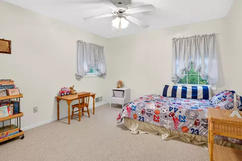 Bedroom - 336 Hyder Circle Dr, Plainwell, MI 49080 photo 3 of 5