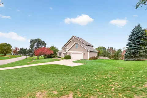 Exterior - 336 Hyder Circle Dr, Plainwell, MI 49080 photo 3 of 27