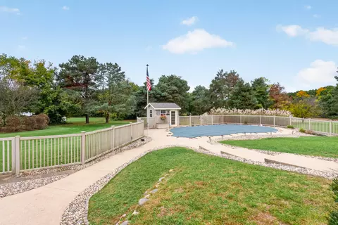 Exterior - 336 Hyder Circle Dr, Plainwell, MI 49080 photo 15 of 27