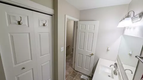 Bath - 113 Haymac Dr, Parchment, MI 49004 photo 3 of 3