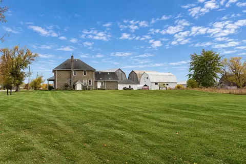 Exterior - 2867 Capac Rd, Allenton, MI 48002 photo 2 of 7