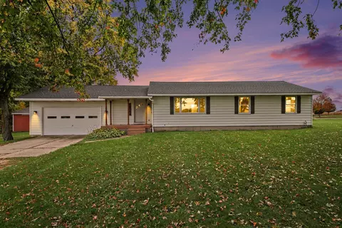 14054 48th Ave, Coopersville, MI 49404