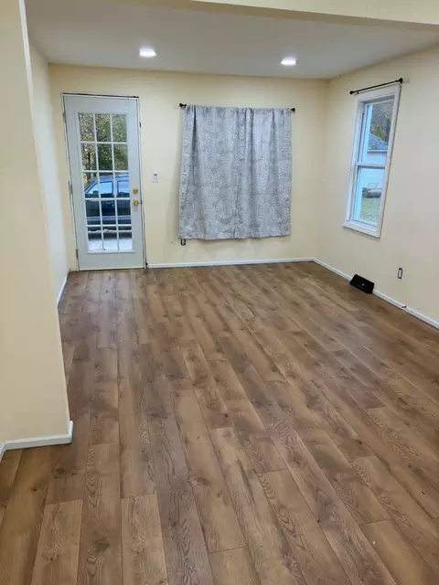 Living - 13016 S Mason Dr, Grant, MI 49327 photo 4 of 4