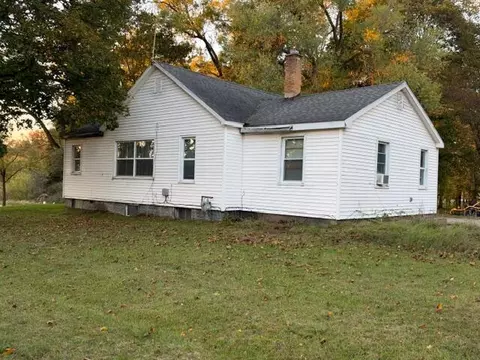Exterior - 13016 S Mason Dr, Grant, MI 49327 photo 7 of 7