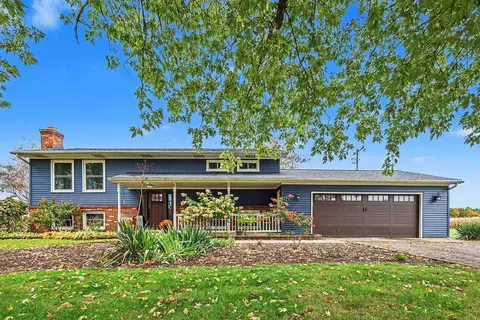5203 Gale Rd, Onondaga, MI 49264