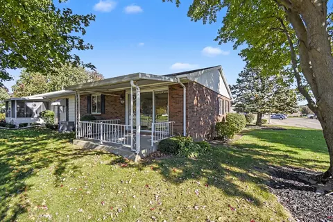5830 SE Leisure South Dr SE, Kentwood, MI 49548