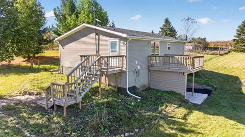 Exterior - 10570 Case Rd, Brooklyn, MI 49230 photo 8 of 13