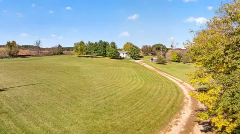 Exterior - 10570 Case Rd, Brooklyn, MI 49230 photo 13 of 13