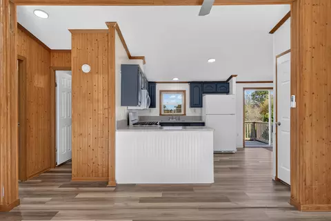 Kitchen - 10570 Case Rd, Brooklyn, MI 49230 photo 5 of 5