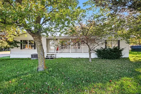 1139 Lincoln Ave #143, Holland, MI 49423