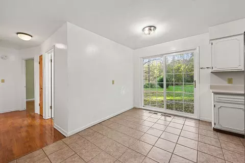 Entry Way - 12485 S Custer Rd, Dundee, MI 48131 photo 1 of 1