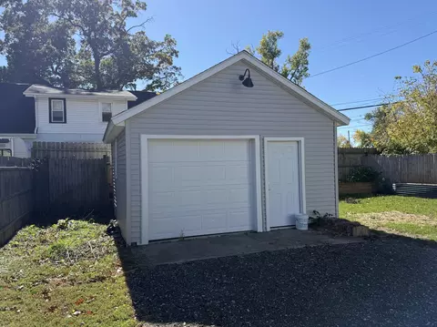 Other - 635 Madison St, Jackson, MI 49202 photo 7 of 8