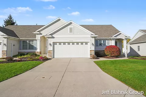 3559 Megan Dr, Walker, MI 49534