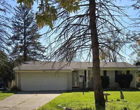 8976 Oxford Ct, Ypsilanti, MI 48198