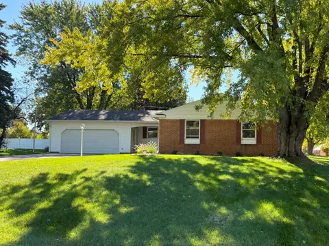 173 Greenfield Dr, Ionia, MI 48846