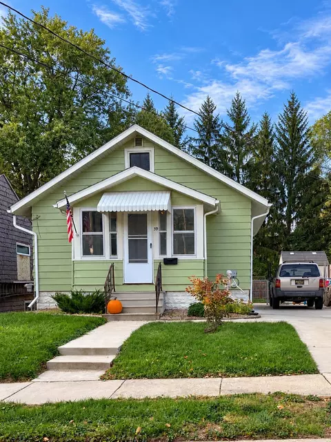 39 Gerdon Ave, Pontiac, MI 48342