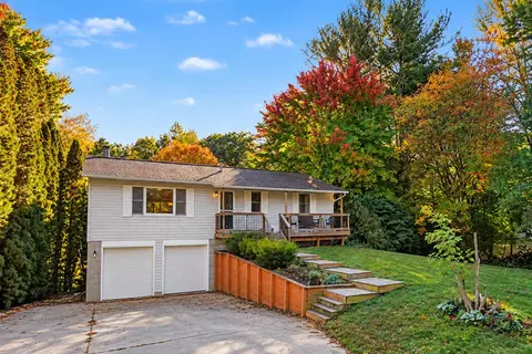 14734 160th Ave, Grand Haven, MI 49417