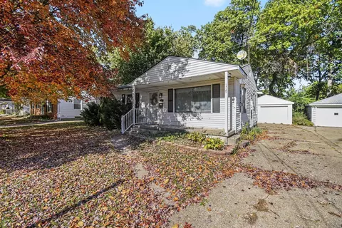 1729 Kentfield St SW, Wyoming, MI 49519