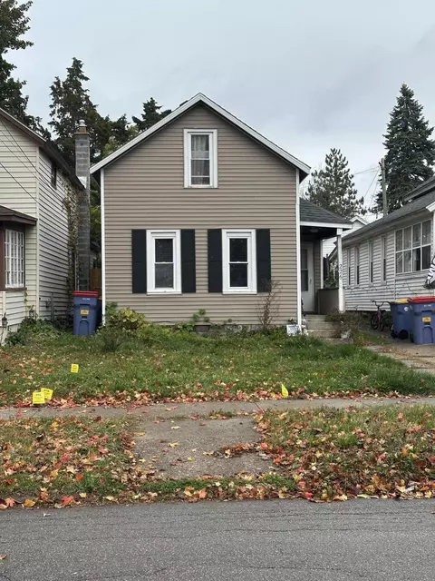 226 Lane Ave SW, Grand Rapids, MI 49504